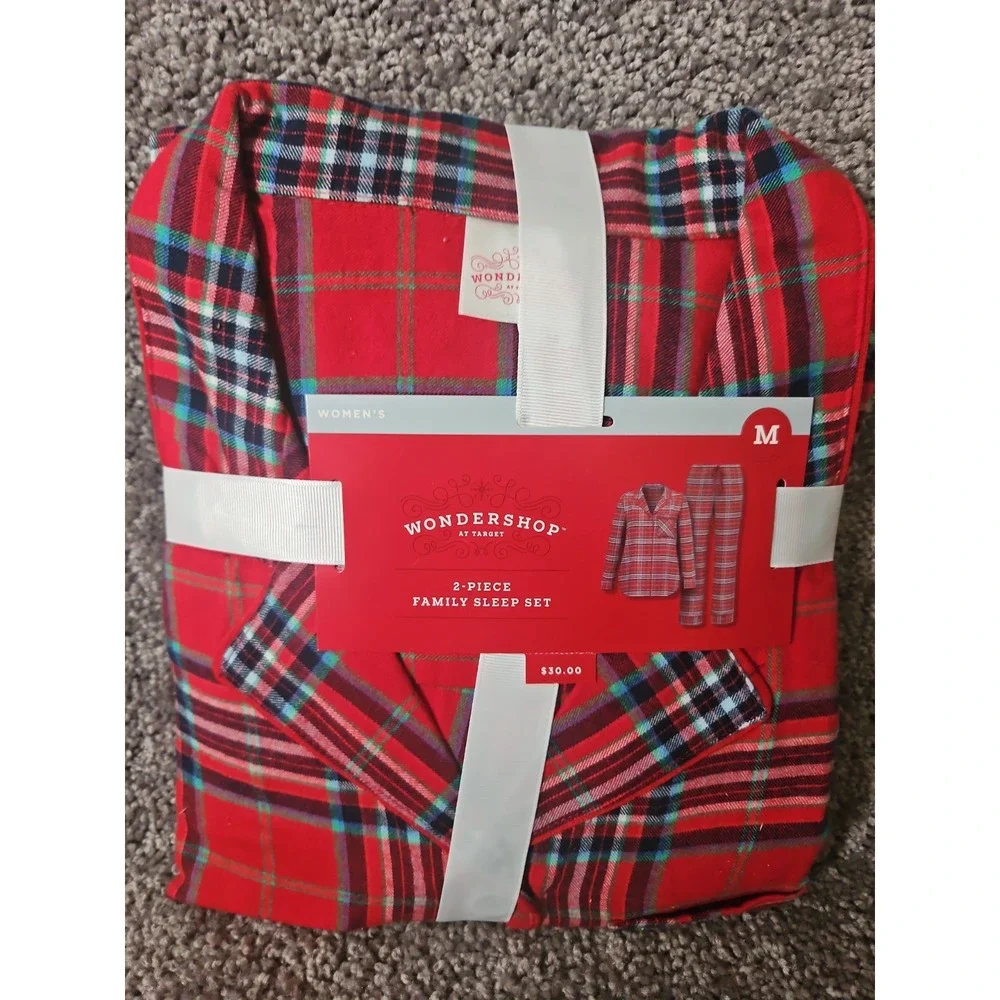 Wondershop Women's Red Plaid Holiday 100 % Cotton  Pajama Set Size Med